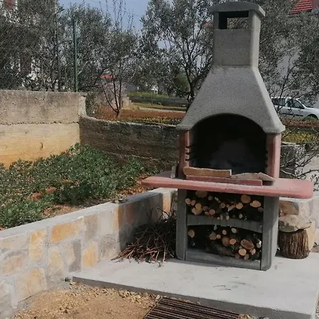 펜션 Dutch 시베니크